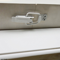 Стол обеденный Мэйсон ВМК-Шале крепежи столешницы в белом цвете