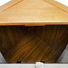 Кухонный угловой диван из массива Шерлок с обивкой ВМК-Шале накладка из массива дерева на угловом элементе с баром