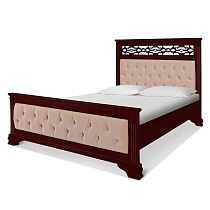 Кровать из массива с мягким изголовьем Шарлотта ВМК-Шале в цвете красное дерево ткань Shaggy desert общий вид