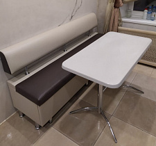 Кухонный диван Премьер PLT кожа коричневая + белая в комплекте со столом
