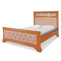 Кровать из массива с мягким изголовьем Шарлотта ВМК-Шале цвет груша ткань Shaggy salmon общий вид
