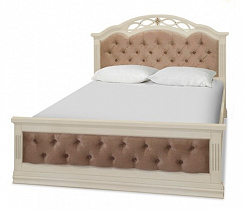 Кровать из массива с мягким изголовьем Пандора в интернет-портале Алеана-Мебель